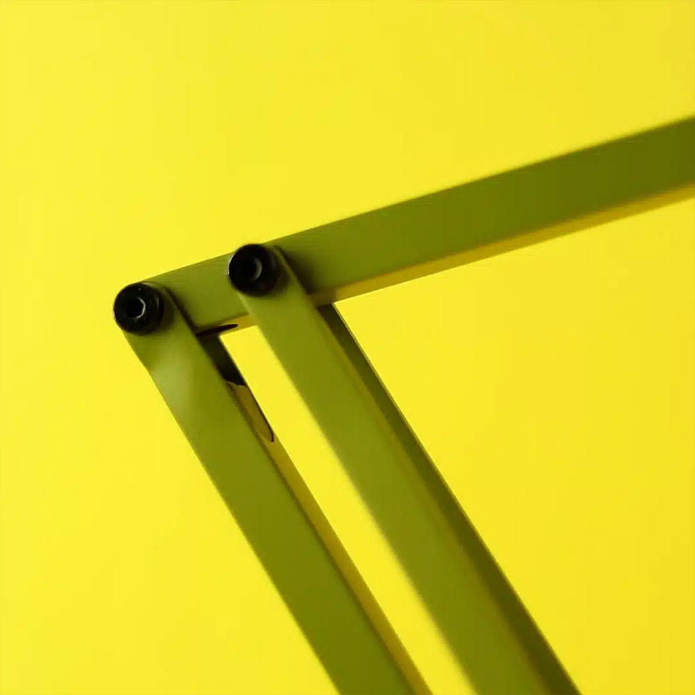90 Mini Mini Desk Lamp Avocado Green