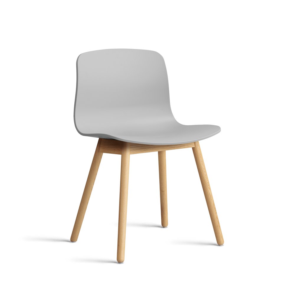 헤이 어바웃 에이 체어 AAC12 Concrete Grey Lacquered Solid Oak Base