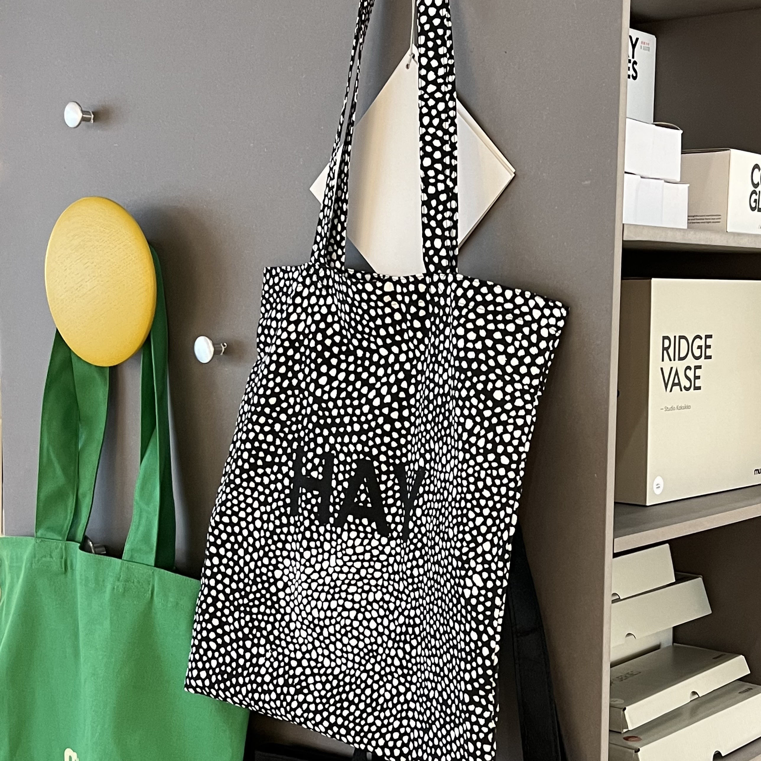 [재고보유]헤이 에코백 토트백 Tote Bag Black Dot
